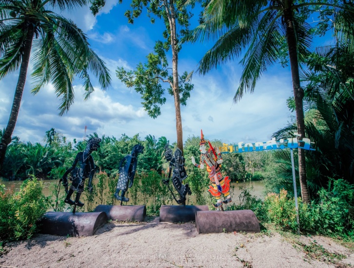 "สถานที่ท่องเที่ยว"