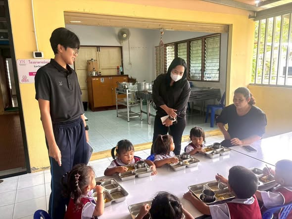 คณะกรรมการติดตาม ตรวจสอบประเมินผลการดำเนินงานโครงการอาหารกลางวัน ของศูนย์พัฒนาเด็กเล็กองค์การบริหารส่วนตำบลโคกสะบ้า ประจำปีงบประมาณ พ.ศ. 2569